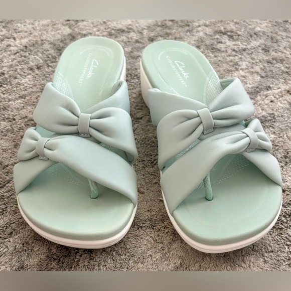 Clarks Cloudsteppers green comfort sandals slides - Picture 1 of 8